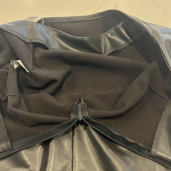 NWT Pleather Forever 21 Mini Skirt - Picture 7 of 7